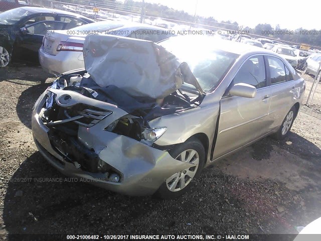 4T1BK46K17U528485 - 2007 TOYOTA CAMRY NEW GENERAT LE/XLE/SE Champagne photo 2