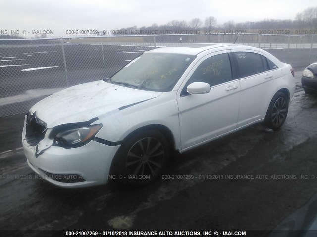 1C3CCBHG7CN122433 - 2012 CHRYSLER 200 S WHITE photo 2