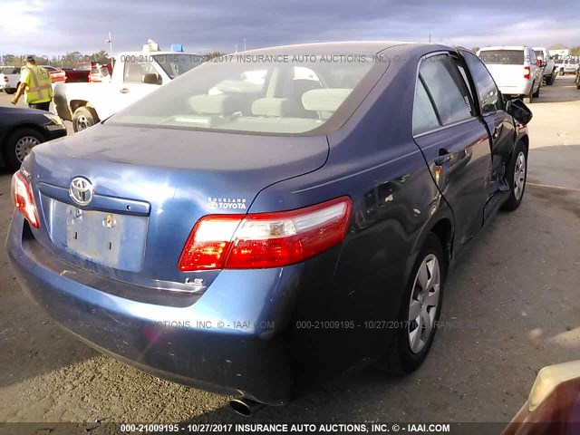 4T1BE46K38U258118 - 2008 TOYOTA CAMRY CE/LE/XLE/SE BLUE photo 4