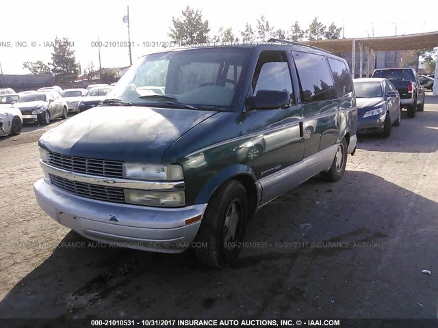 1GKEL19W9VB501849 - 1997 GMC SAFARI XT GREEN photo 2