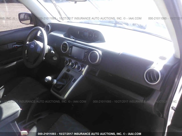 JTLZE4FE7DJ047291 - 2013 TOYOTA SCION XB SILVER photo 5
