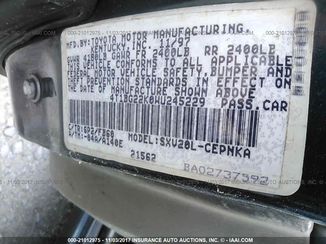 4T1BG22K0WU245229 - 1998 TOYOTA CAMRY CE/LE/XLE 绿色 照片 9