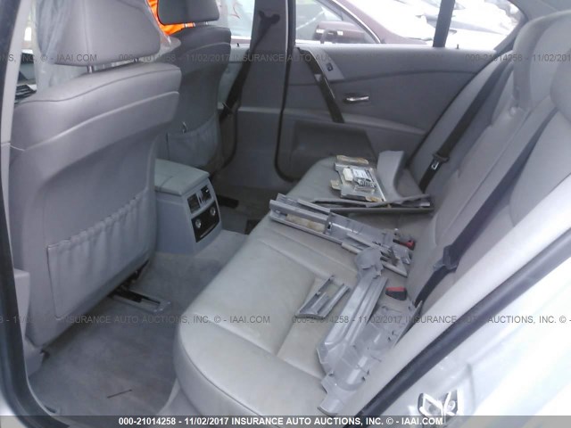 WBANF735X6CG69310 - 2006 BMW 530 XI SILVER photo 8