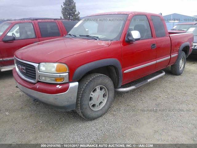 2GTEK19T2X1505085 - 1999 GMC NEW SIERRA K1500 RED photo 2