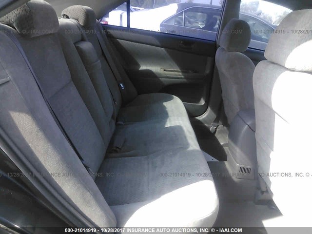 4T1BF32KX2U532533 - 2002 TOYOTA CAMRY LE/XLE/SE GRAY photo 8