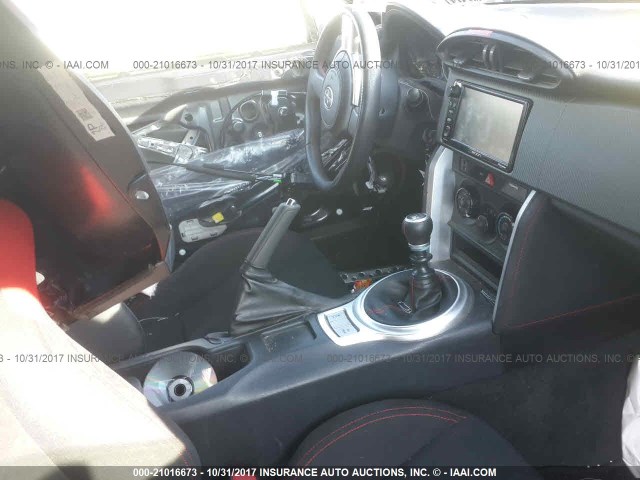 JF1ZNAA11G9707416 - 2016 TOYOTA SCION FR-S GRAY photo 5