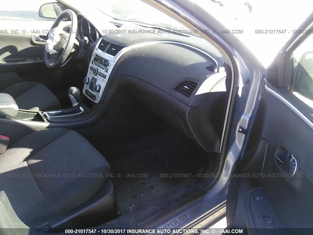 1G1ZH57B29F118252 - 2009 CHEVROLET MALIBU 1LT 灰色 照片 5