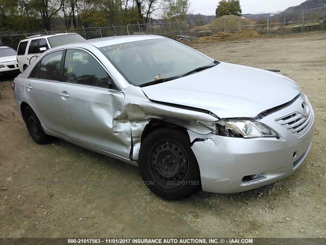 4T4BE46K59R060289 - 2009 TOYOTA CAMRY SE/LE/XLE SILVER photo 1