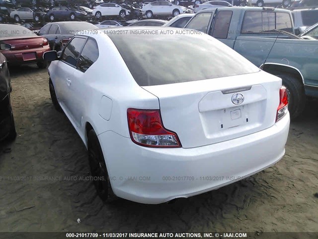 JTKJF5C70D3065842 - 2013 TOYOTA SCION TC WHITE photo 3