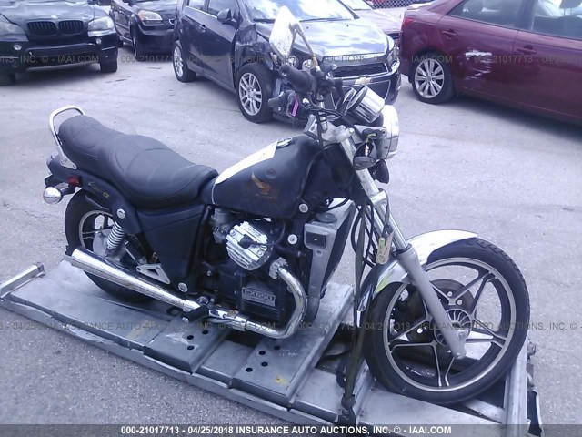 JH2RC1103DM006917 - 1983 HONDA CX650 C Qara foto 1