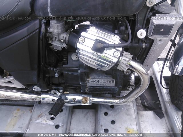 JH2RC1103DM006917 - 1983 HONDA CX650 C Qara foto 8