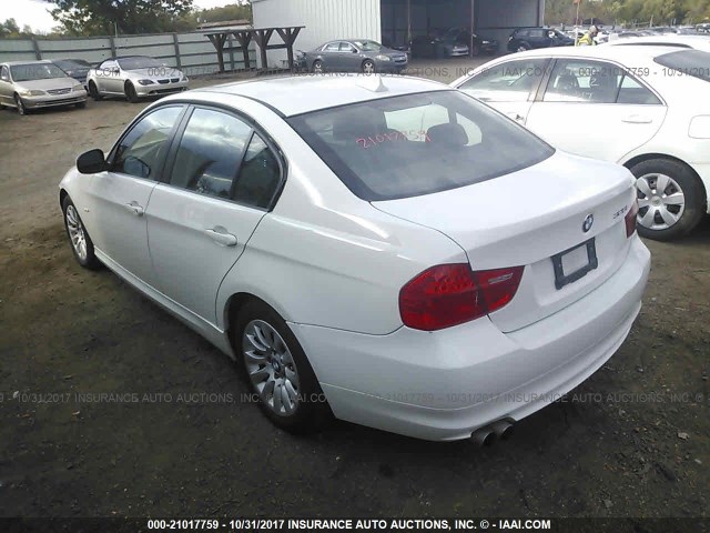 WBAPH57509NL77415 - 2009 BMW 328 I SULEV WHITE photo 3