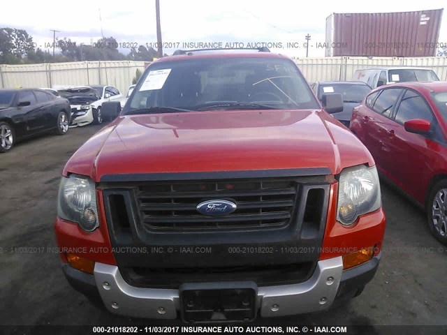 1FMEU63867UA72690 - 2007 FORD EXPLORER XLT ORANGE photo 6