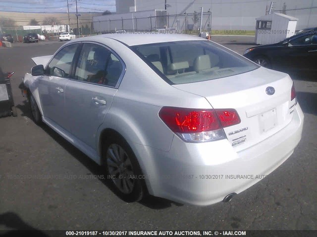 4S3BMDK68A2239615 - 2010 SUBARU LEGACY 3.6R LIMITED WHITE photo 3