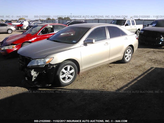 4T1BE46K57U549993 - 2007 TOYOTA CAMRY CE/LE/XLE/SE GOLD photo 2