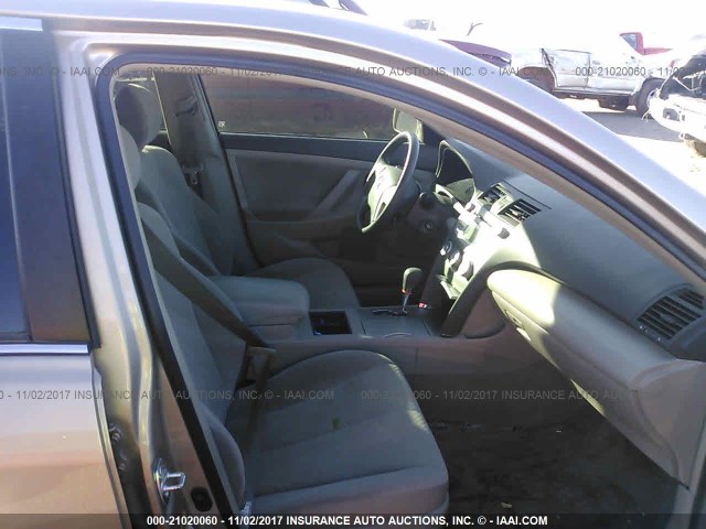 4T1BE46K57U549993 - 2007 TOYOTA CAMRY CE/LE/XLE/SE GOLD photo 5
