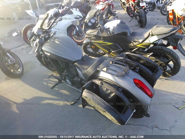 5VPFTB008H3002359 - 2017 VICTORY MOTORCYCLES OCTANE GRAY photo 3