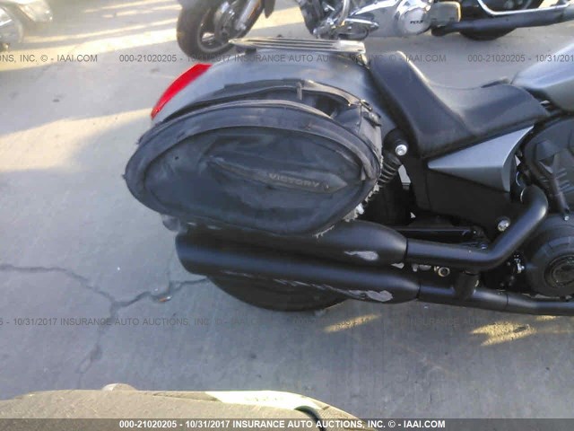 5VPFTB008H3002359 - 2017 VICTORY MOTORCYCLES OCTANE GRAY photo 6