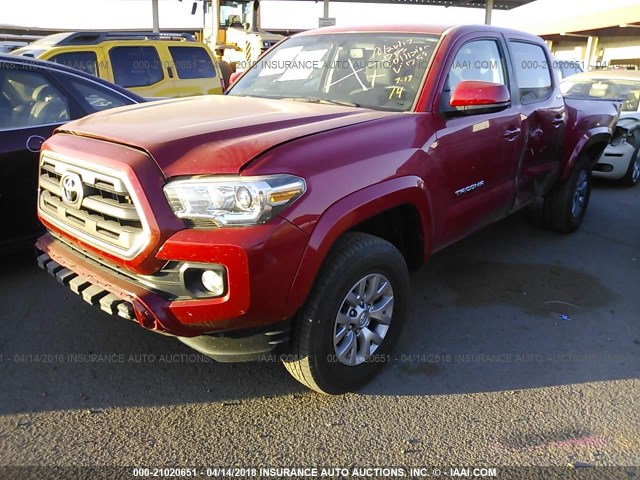 3TMCZ5AN4GM011259 - 2016 TOYOTA TACOMA DBL CAB/SR/SR5/TRD SPT/OR RED photo 2