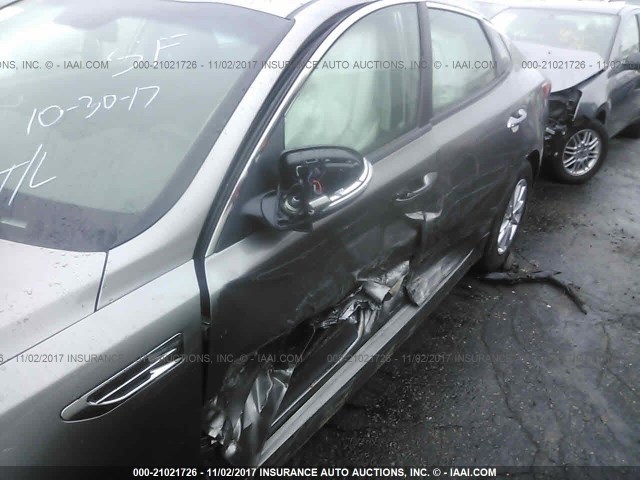 5XXGT4L39JG205285 - 2018 KIA OPTIMA LX/S GRAY photo 6