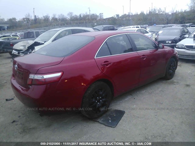 4T1BE46K79U339883 - 2009 TOYOTA CAMRY SE/LE/XLE RED photo 4