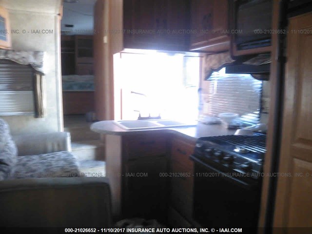 4YDF345288M730260 - 2008 KEYSTONE MONTANA WHITE photo 7