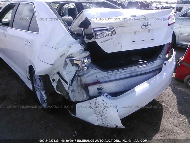 4T1BF1FK7EU783819 - 2014 TOYOTA CAMRY L/SE/LE/XLE 白色 照片 6