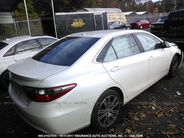 4T1BF1FK8GU192286 - 2016 TOYOTA CAMRY LE/XLE/SE/XSE თეთრი ფოტო 4