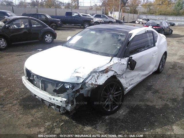 JTKJF5C72B3007535 - 2011 TOYOTA SCION TC 白色 照片 2