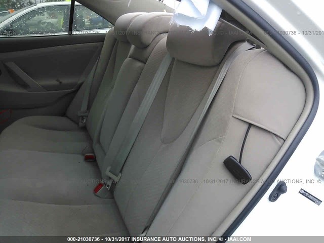 4T1BE46K89U909499 - 2009 TOYOTA CAMRY SE/LE/XLE WHITE photo 8