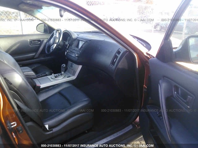 JNRBS08W54X402802 - 2004 INFINITI FX45 ORANGE photo 5