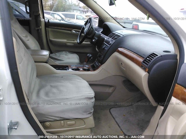 5GZER23798J112977 - 2008 SATURN OUTLOOK XR თეთრი ფოტო 5