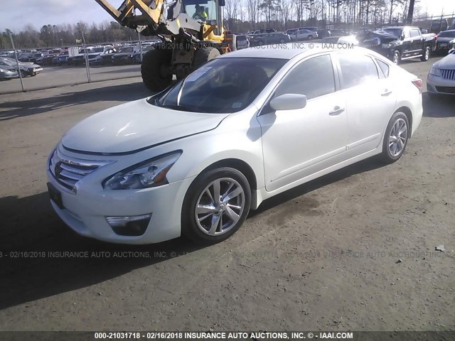 1N4AL3AP6FC101694 - 2015 NISSAN ALTIMA 2.5/S/SV/SL WHITE photo 2