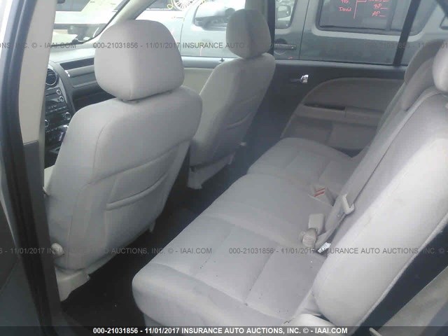 1FMDK05W88GA08953 - 2008 FORD TAURUS X SEL GRAY photo 8