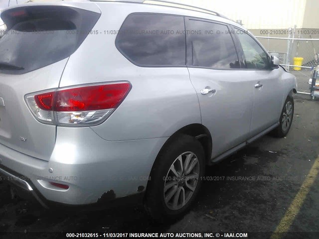 5N1AR2MN3DC652963 - 2013 NISSAN PATHFINDER S/SV/SL/PLATINUM 银色 照片 4