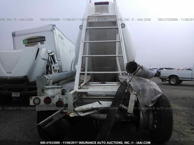 3R9AA1241FR075009 - 2015 BULK MFG BULK TRAILER  WHITE photo 8