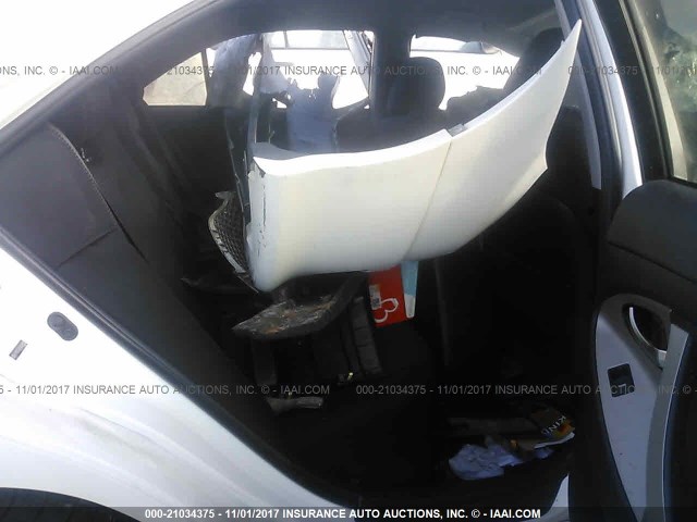 4T1BF3EK7AU547002 - 2010 TOYOTA CAMRY SE/LE/XLE Белый фото 8