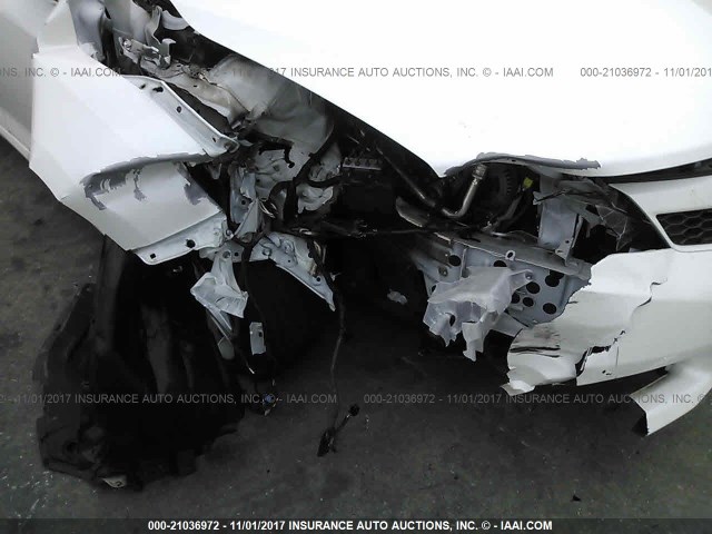 4T1BF1FK1EU428404 - 2014 TOYOTA CAMRY L/SE/LE/XLE 白色 照片 6