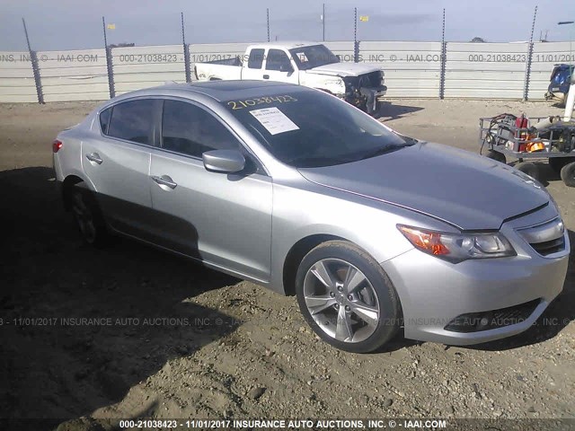 19VDE1F77DE012357 - 2013 ACURA ILX 20 TECH SILVER photo 1