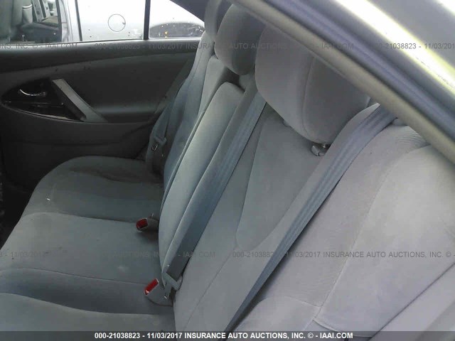 4T4BE46K69R115381 - 2009 TOYOTA CAMRY SE/LE/XLE SILVER photo 8