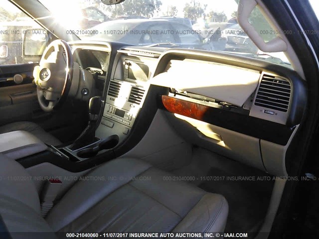 5LMEU88HX5ZJ29040 - 2005 LINCOLN AVIATOR 黑色 照片 5
