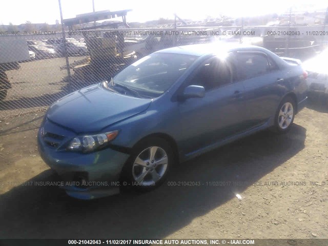 5YFBU4EE6DP122964 - 2013 TOYOTA COROLLA S/LE BLUE photo 2