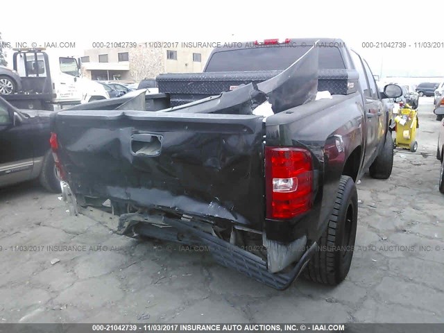 2GCEC13C971553852 - 2007 CHEVROLET SILVERADO C1500 CREW CAB BLACK photo 4