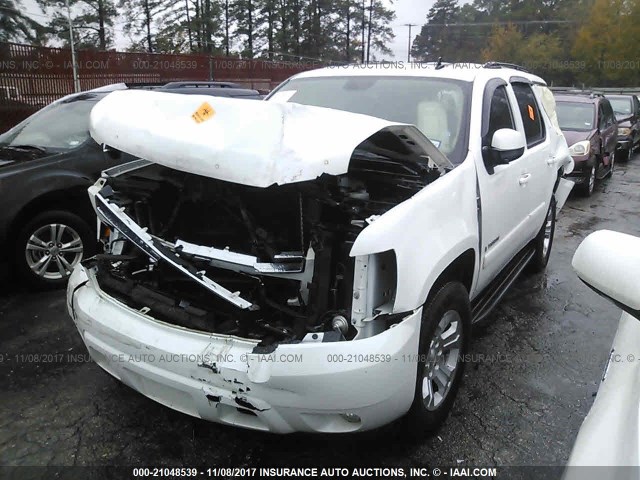 1GNFC13058R202172 - 2008 CHEVROLET TAHOE C1500 WHITE photo 2