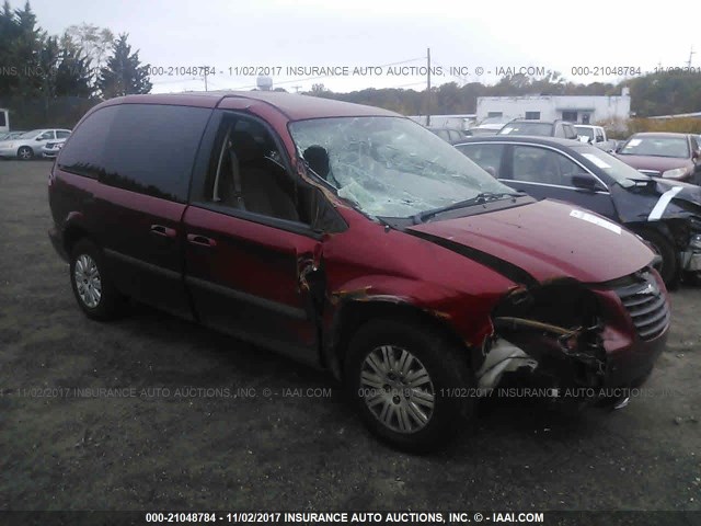 1C4GP45R75B356661 - 2005 CHRYSLER TOWN & COUNTRY  RED photo 1