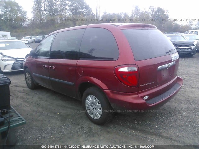 1C4GP45R75B356661 - 2005 CHRYSLER TOWN & COUNTRY  RED photo 3