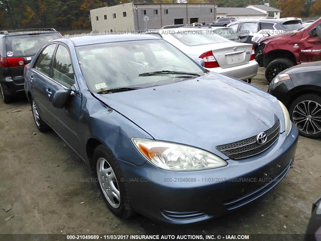 4T1BE30K42U604560 - 2002 TOYOTA CAMRY LE/XLE/SE BLUE photo 1