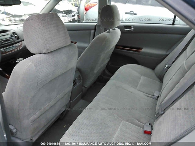 4T1BE30K42U604560 - 2002 TOYOTA CAMRY LE/XLE/SE BLUE photo 8