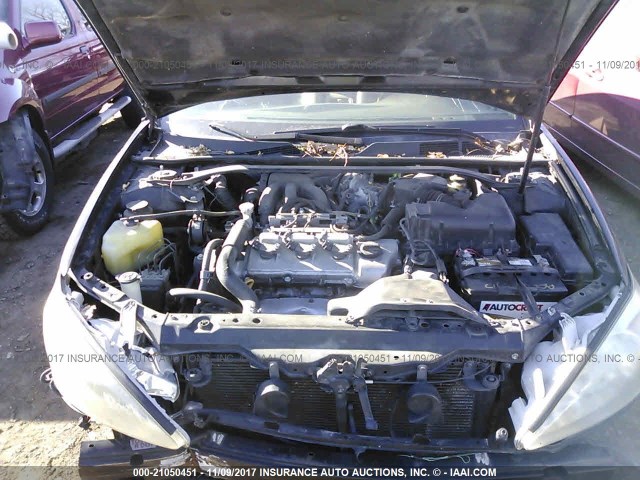 JTDBF32K340153338 - 2004 TOYOTA CAMRY LE/XLE Սև լուսանկար 10