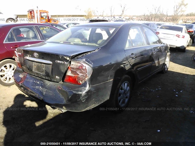 JTDBF32K340153338 - 2004 TOYOTA CAMRY LE/XLE Սև լուսանկար 4